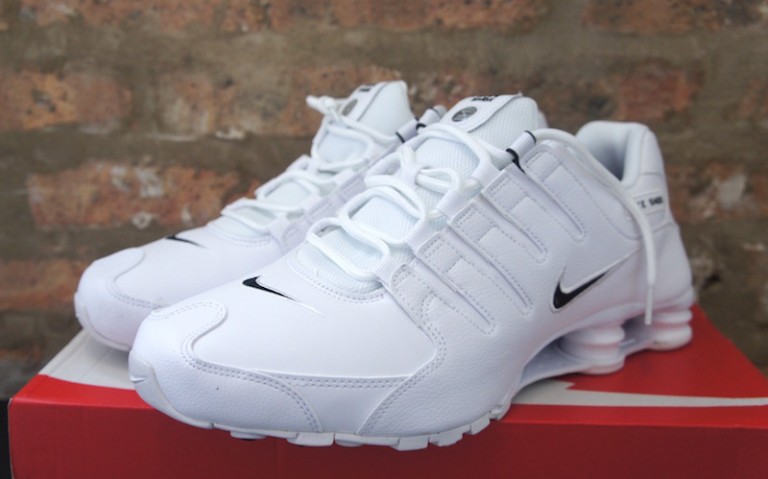 nike shox triple white