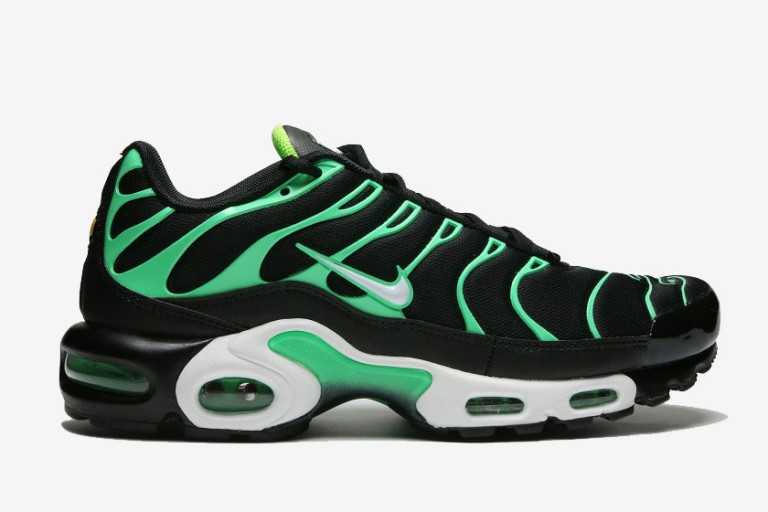 Nike Air Max Plus Black Electric Green Sale $109 - Soleracks