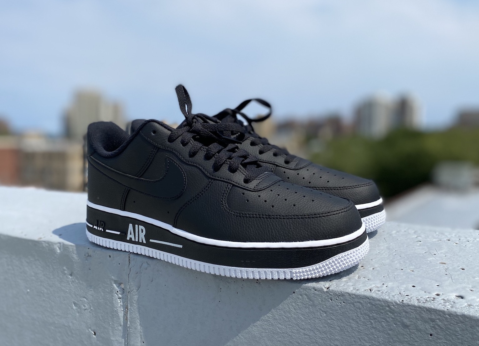 Nike Men's Air Force 1 Low '07 Casual Shoes