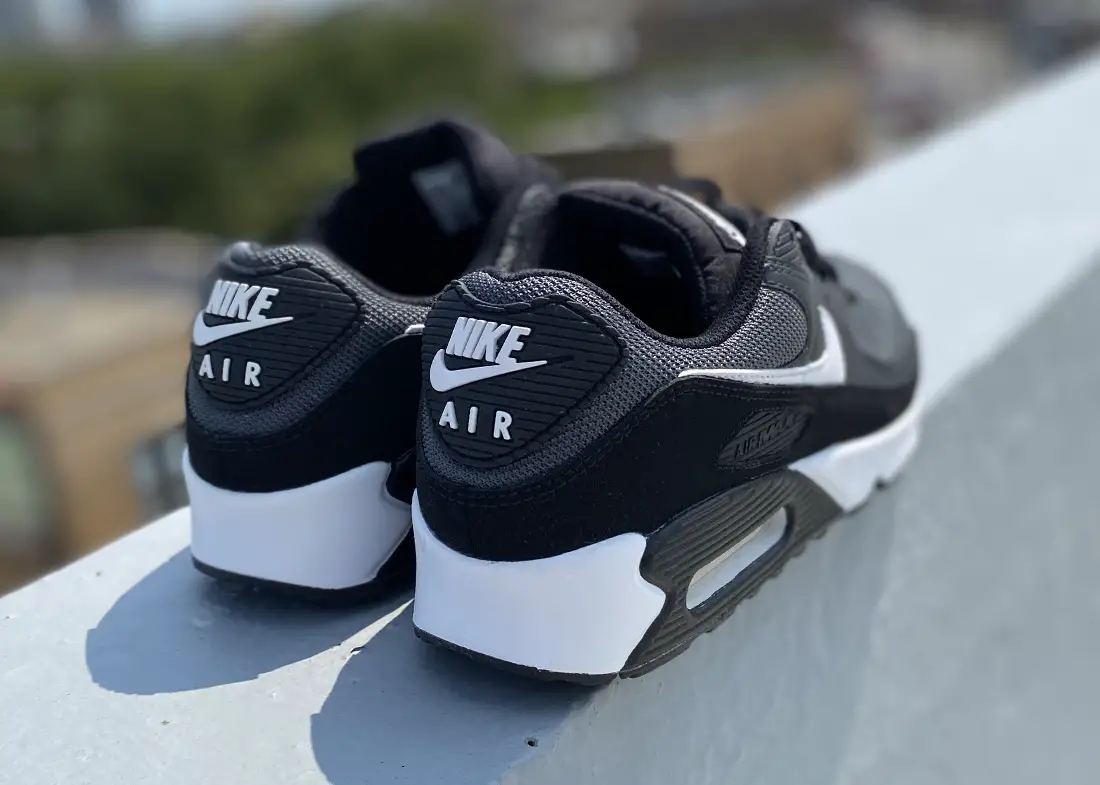 Nike Air More Uptempo Black/White Review 2020 
