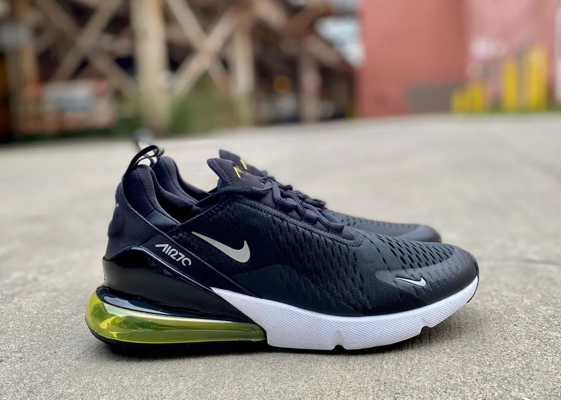 Nike Air Max 270 Review Black and White 