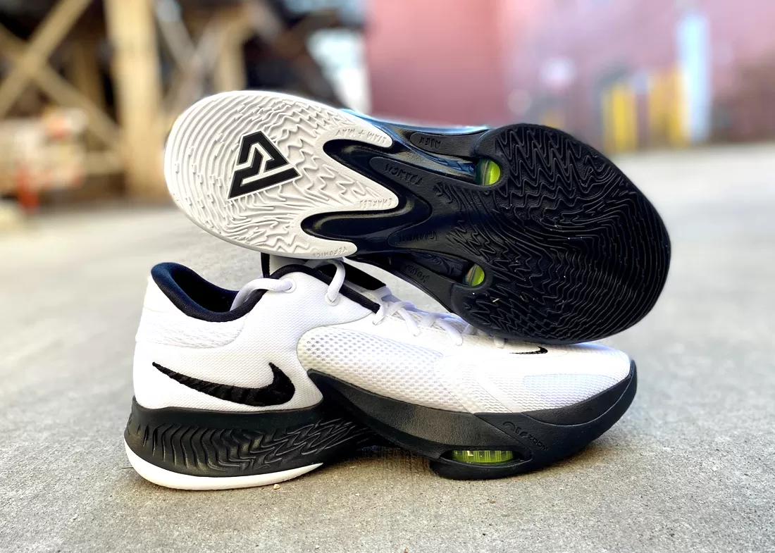 Nike Zoom Freak 4 black white 3