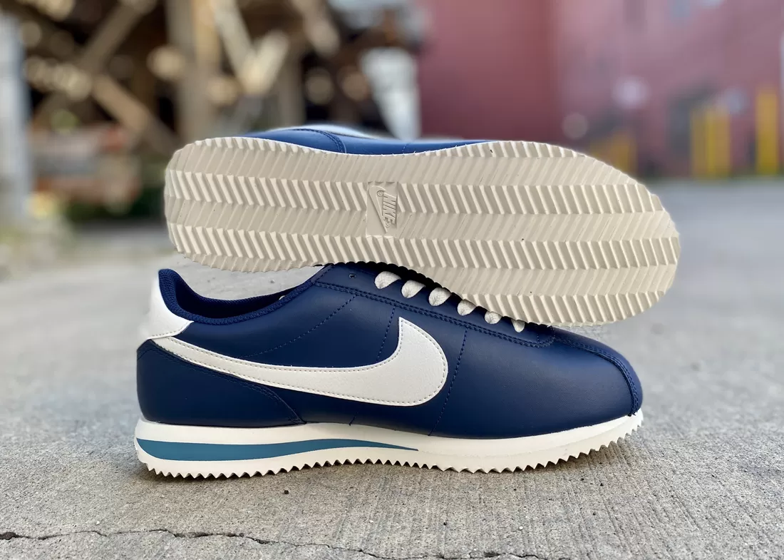 Navy blue nike cortez mens best sale