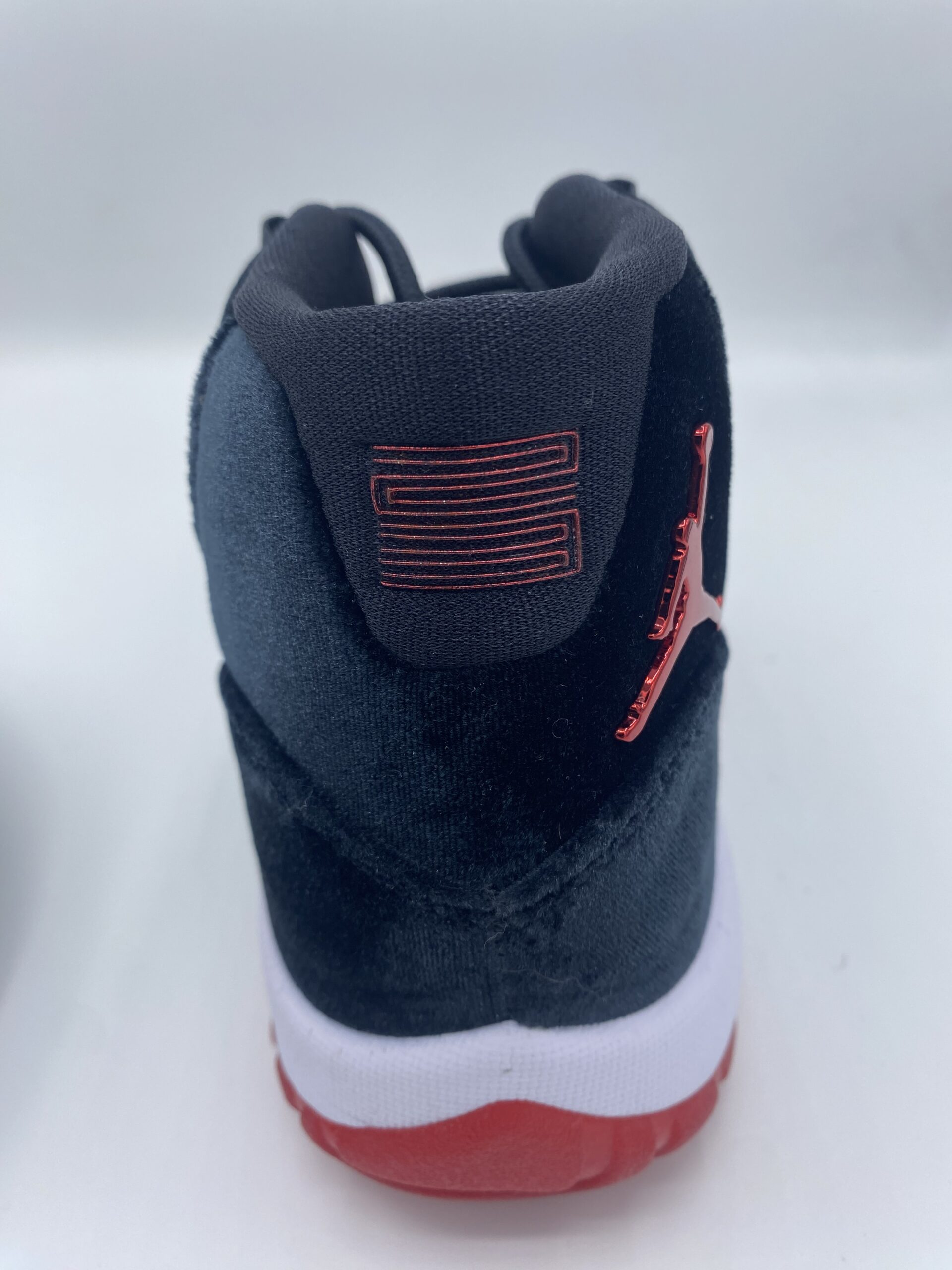 Jordan 11 Bred Velvet Back